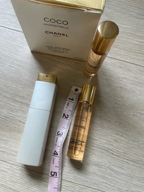 CHANEL Coco Mademoiselle Travel Spray Set ✨💛 - Picture 11 of 12